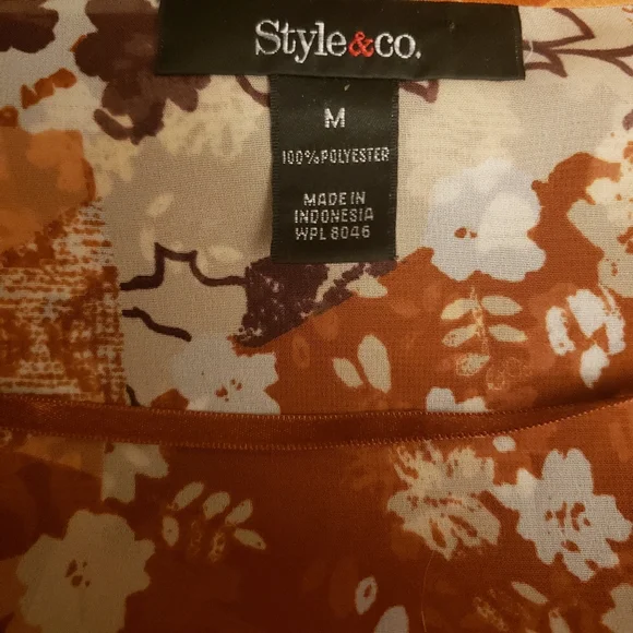 Style&Co medium sheer geometric floral print blouse.084 - Picture 4 of 5